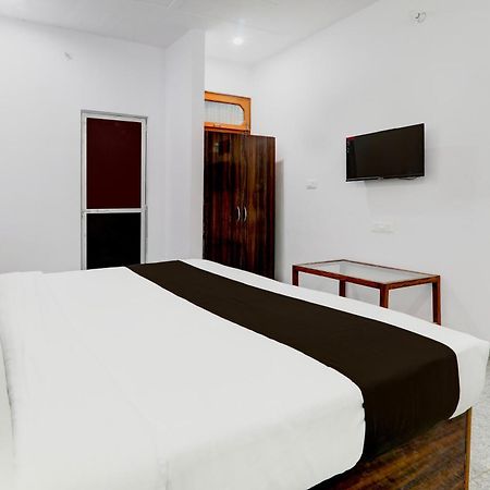 Hotel O White House Hasanganj Extérieur photo