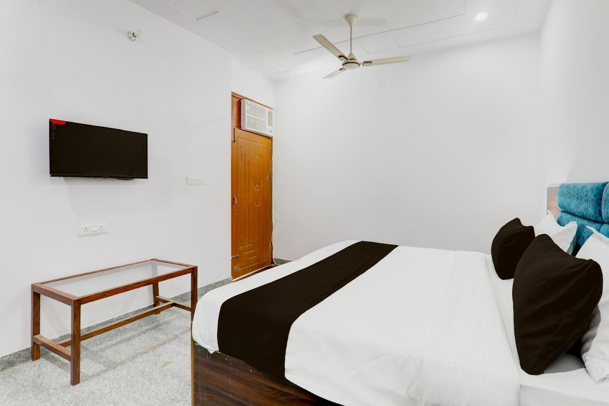 Hotel O White House Hasanganj Extérieur photo