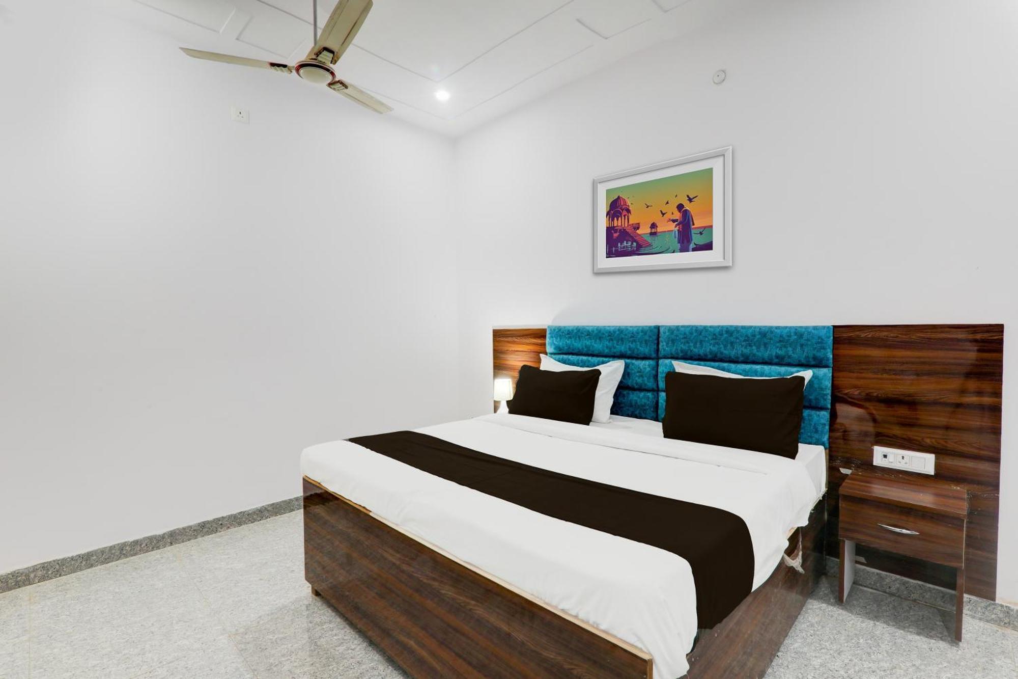 Hotel O White House Hasanganj Extérieur photo