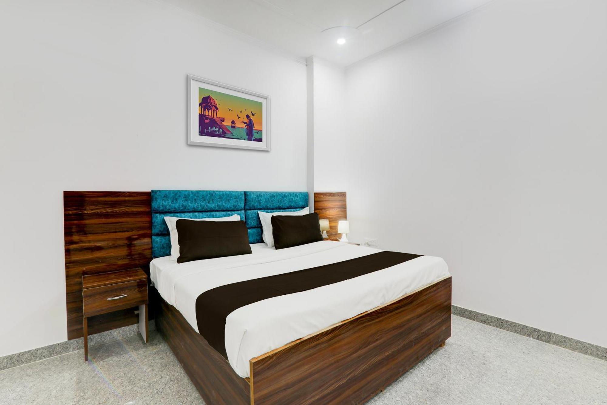 Hotel O White House Hasanganj Extérieur photo