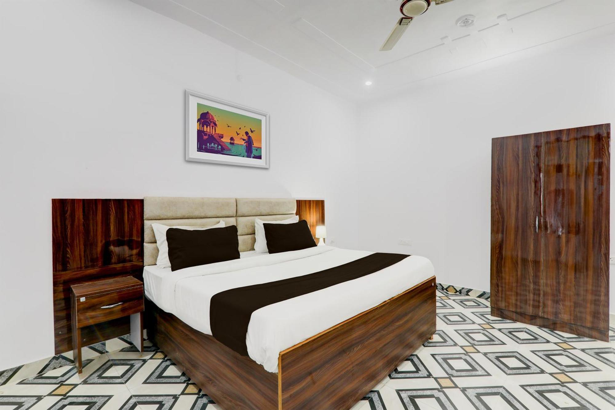 Hotel O White House Hasanganj Extérieur photo