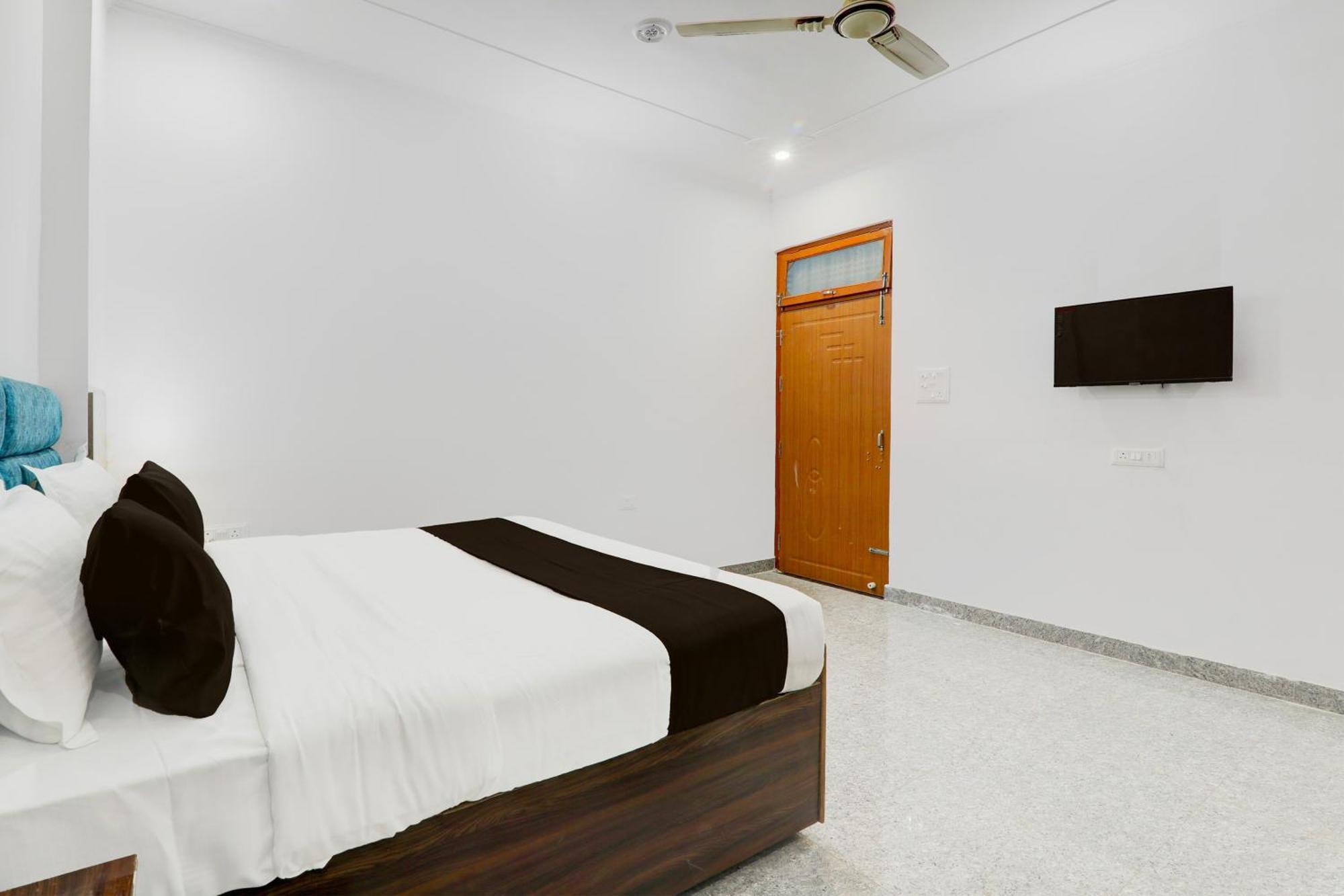 Hotel O White House Hasanganj Extérieur photo
